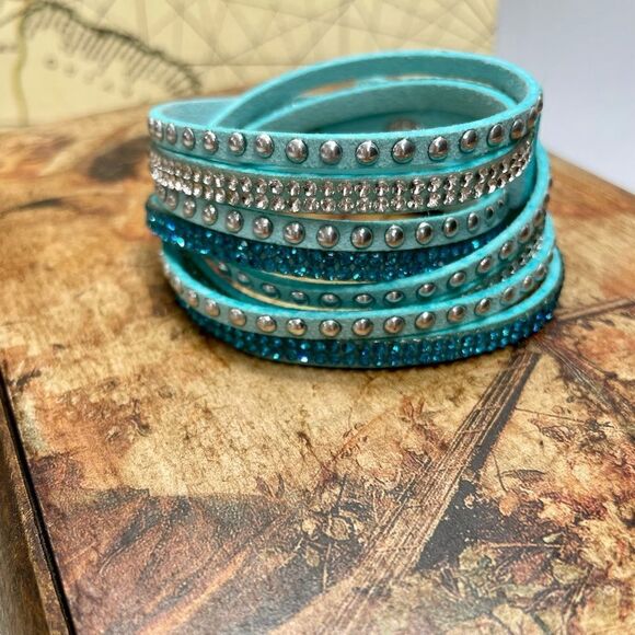 Soft leather bands in 10 gorgeous colors. Bracelet, Wristband, Leather Wrap. New - Picture 7 of 7